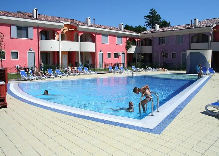 Village With Swimming Pool Bibione