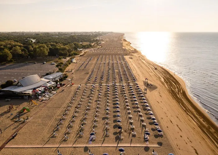 Village With Swimming Pool Apartment *